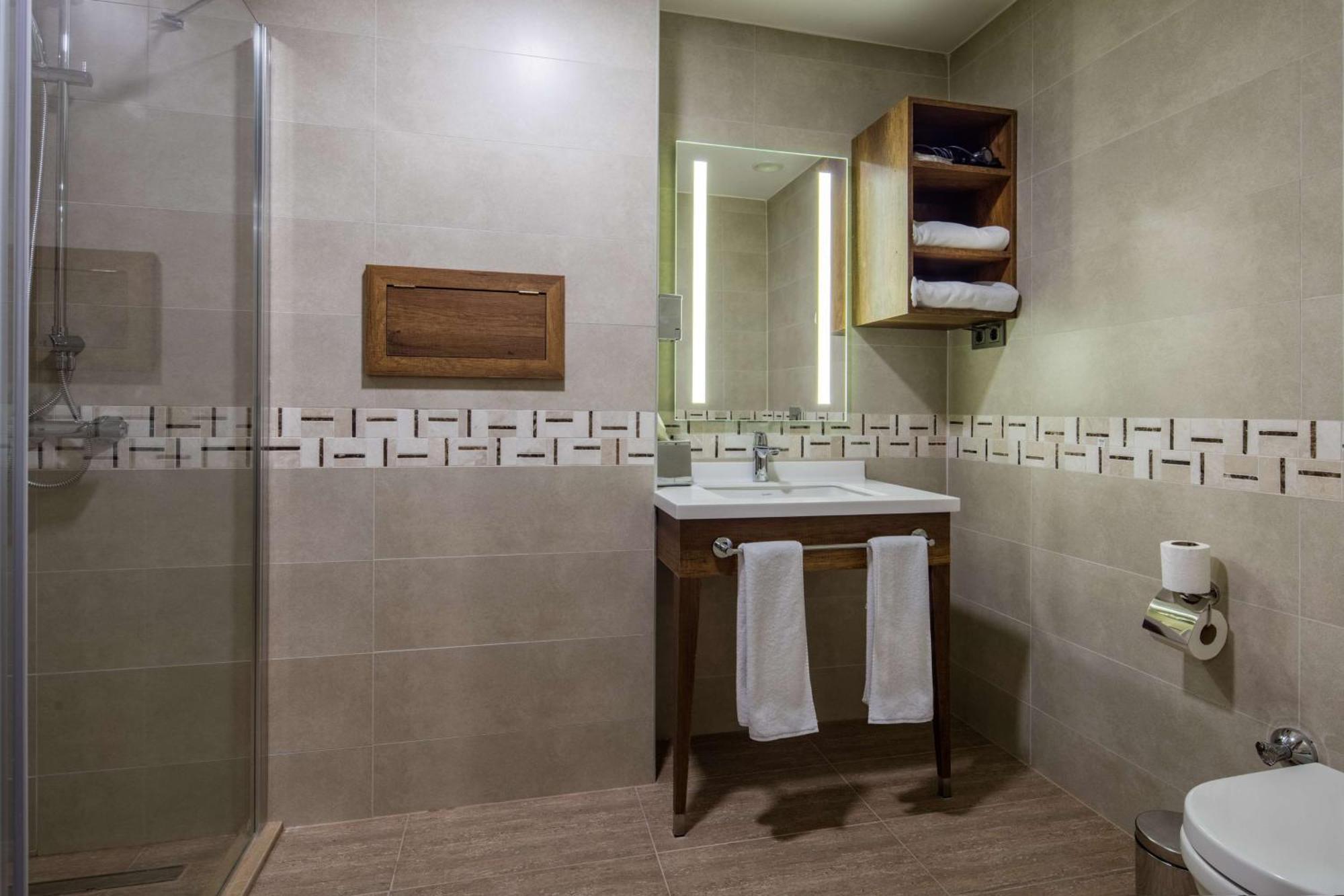 Hampton By Hilton Canakkale Gelibolu Bagian luar foto